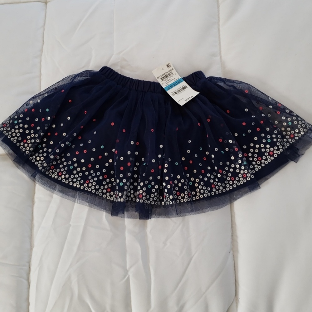 Girls skirt sz 24 months